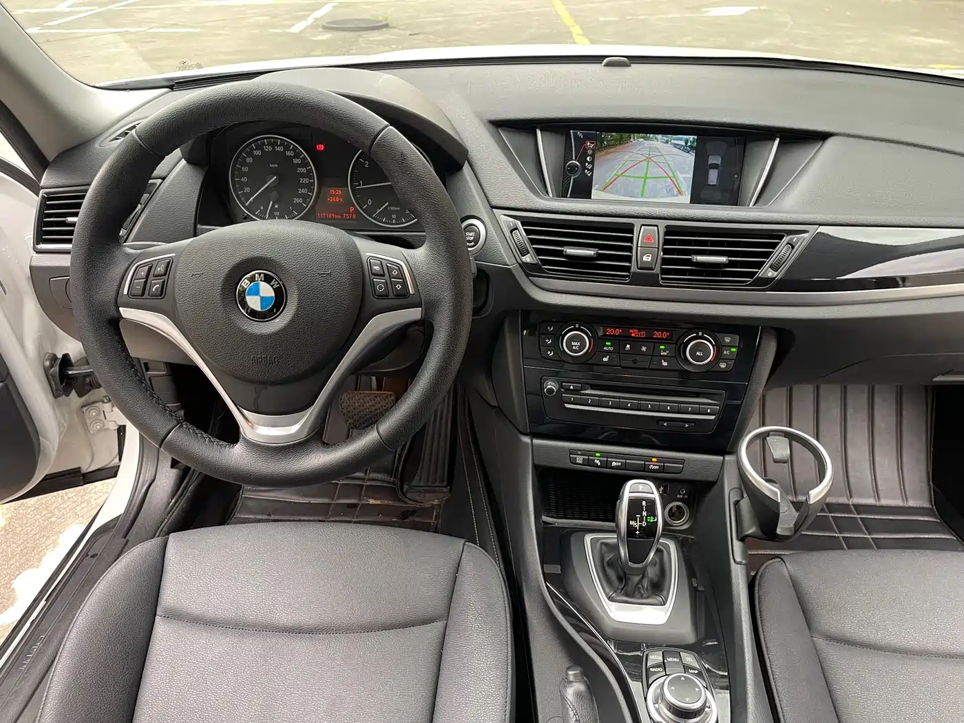 BMW X1 2015 Model sDrive18i Leading Advanced Edition фото 14