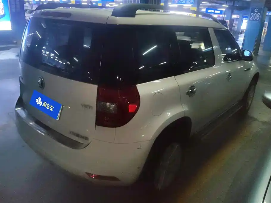 Škoda Yeti 2017 TSI280 DSG Advance фото 3