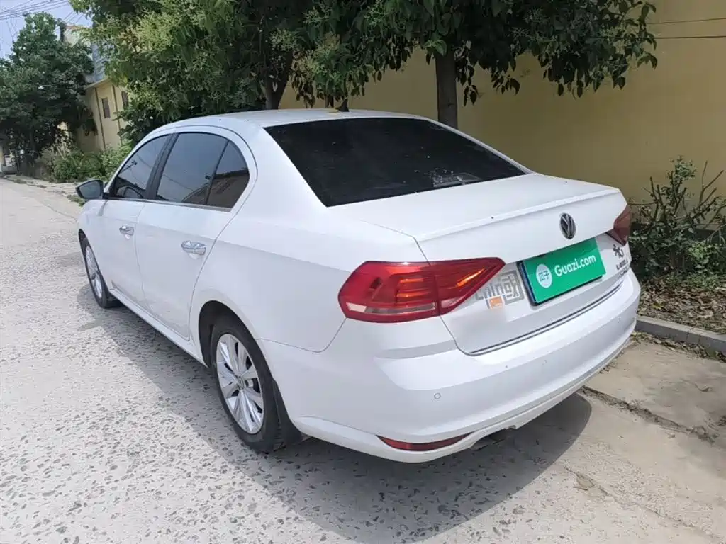 Volkswagen Lavida 2015 230TSI DSG Comfort Edition фото 5