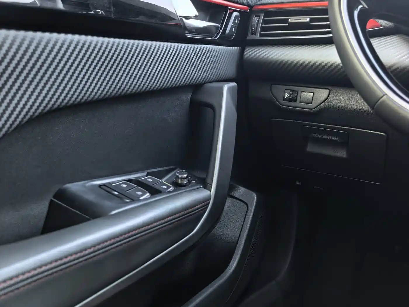 Dongfeng Aeolus Yixuan GS 2022 2021 230T Automatic Star Chaser Edition