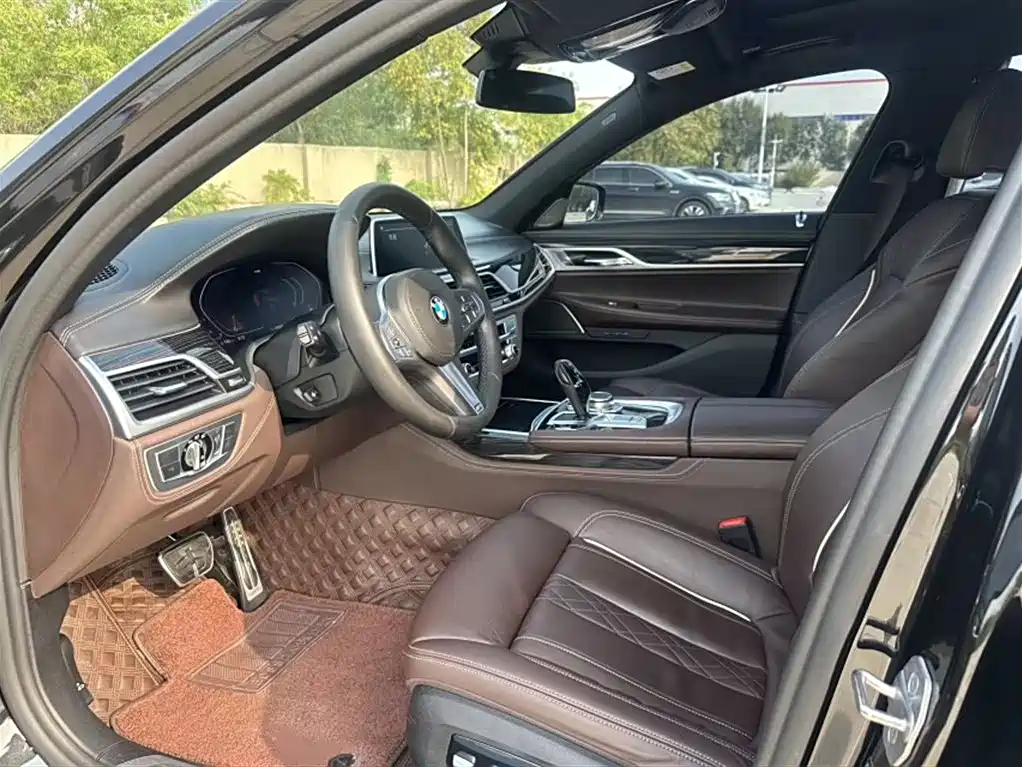 BMW 7 Series 2019 Facelift 730Li M Sport Package фото 9