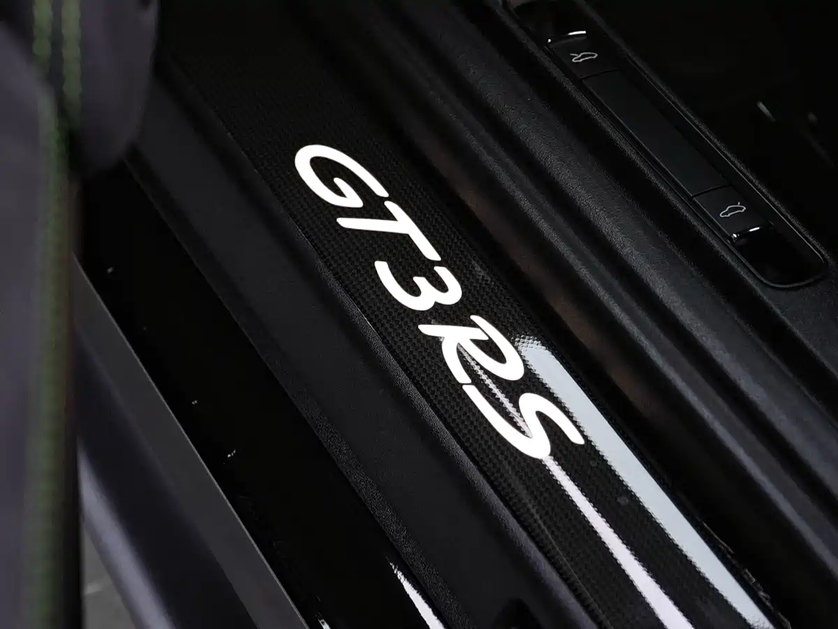 Porsche 911 2018 GT3 RS 4.0L фото 23