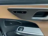 Photo 14 - Mercedes-Benz E-Class