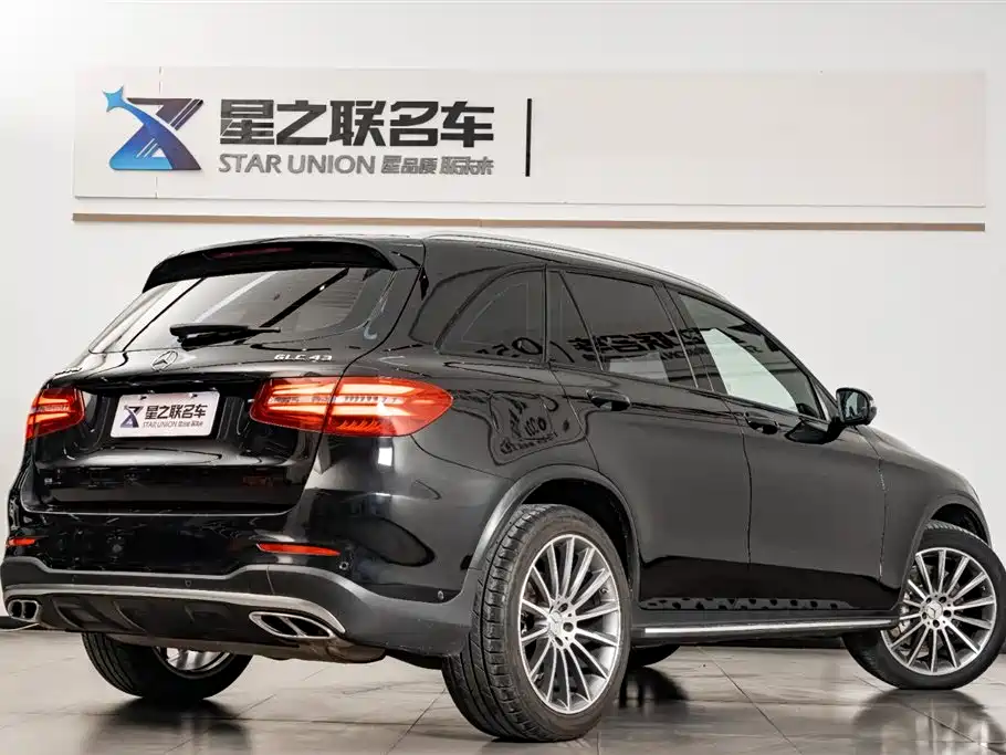 Mercedes-Benz GLC AMG 2017 AMG GLC 43 4MATIC фото 7