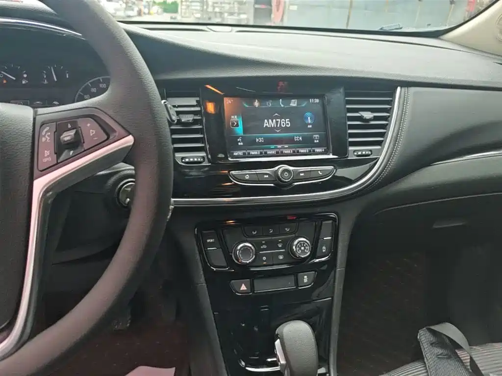 Buick Encore 2018 18T Automatic 2WD Urban Leading фото 13