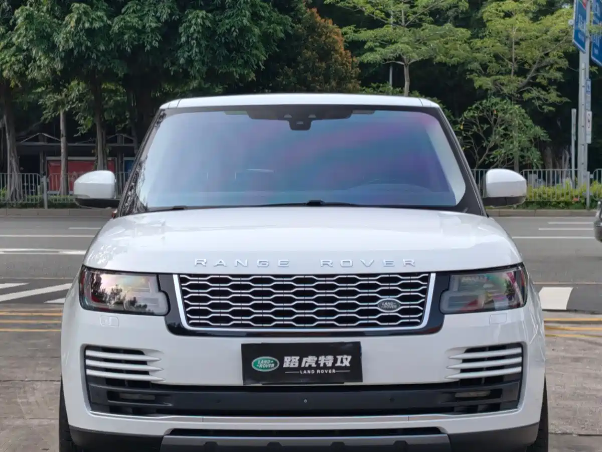 Land Rover Range Rover 2018 3.0 SC V6 Vogue Heritage Edition фото 2