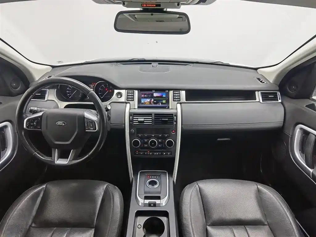 Land Rover Discovery Sport 2016 2.0T HSE фото 5