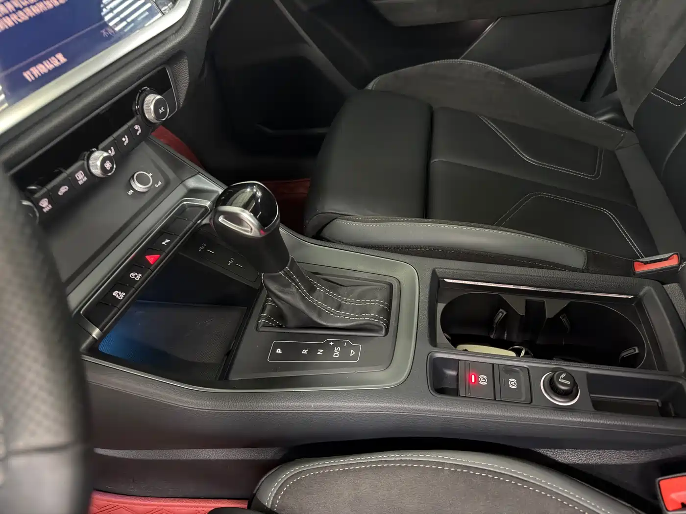 Audi Q3 2022 40 TFSI Fashion Dynamic фото 7