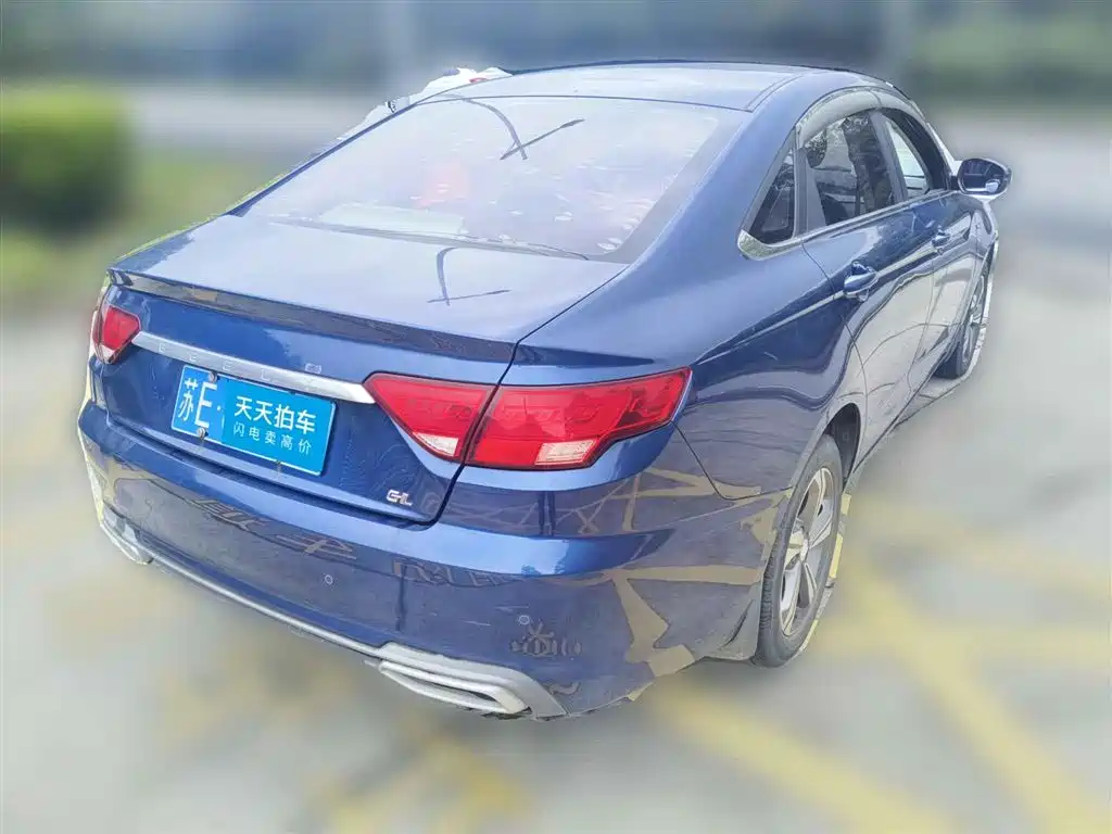 Фото 2 - Geely Emgrand GL