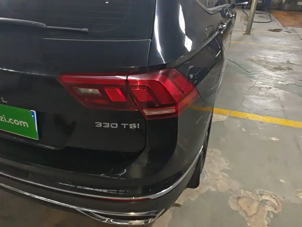 Фото 8 - Volkswagen Tiguan L