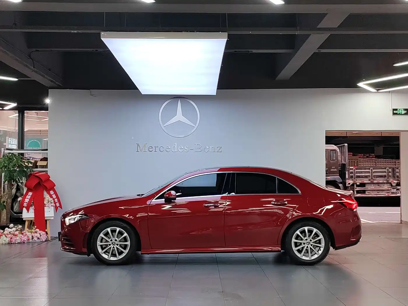 Mercedes-Benz A-Class 2020 A 200 L Sport Sedan фото 2