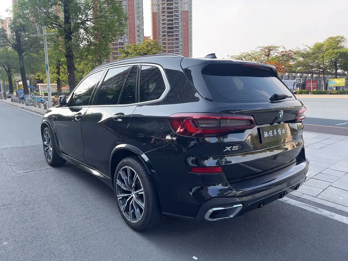 BMW X5 (Import) 2021 xDrive30i M Sport Package фото 4