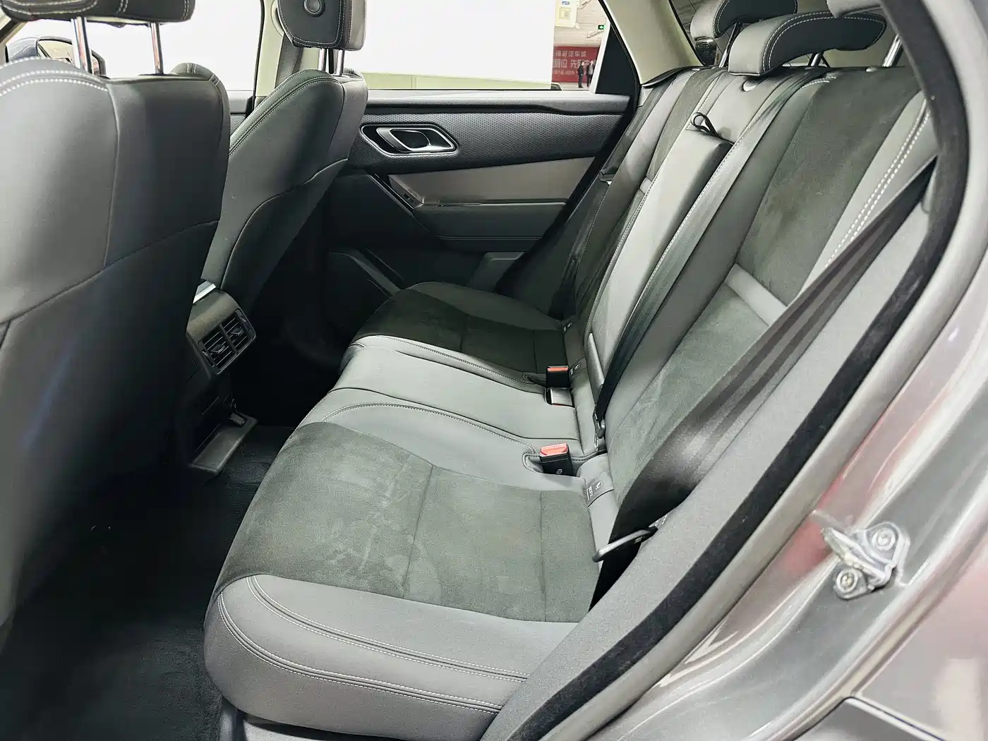 Land Rover Range Rover Velar 2018 P250 S фото 11