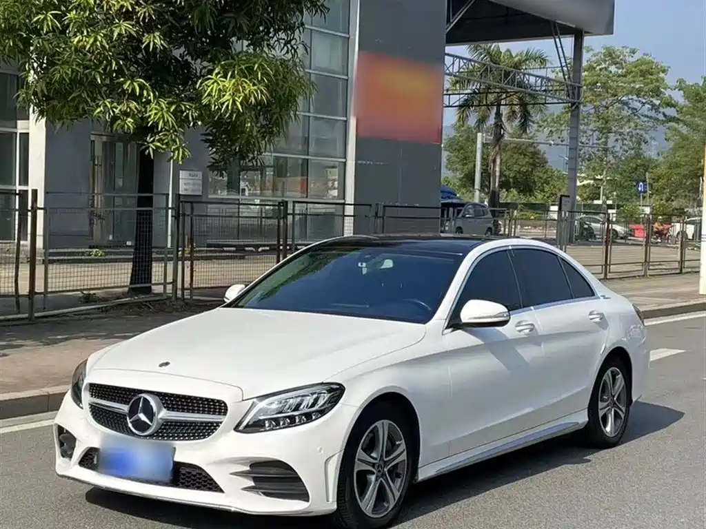 Mercedes-Benz C-Class 2019 Facelift C 260 L Sport фото 2