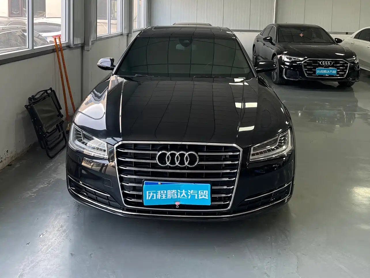 Audi A8 2014 A8L 45 TFSI quattro Luxury фото 2