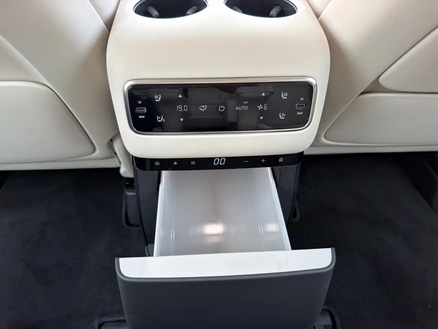 Li Auto MEGA 2025 2024 Ultra