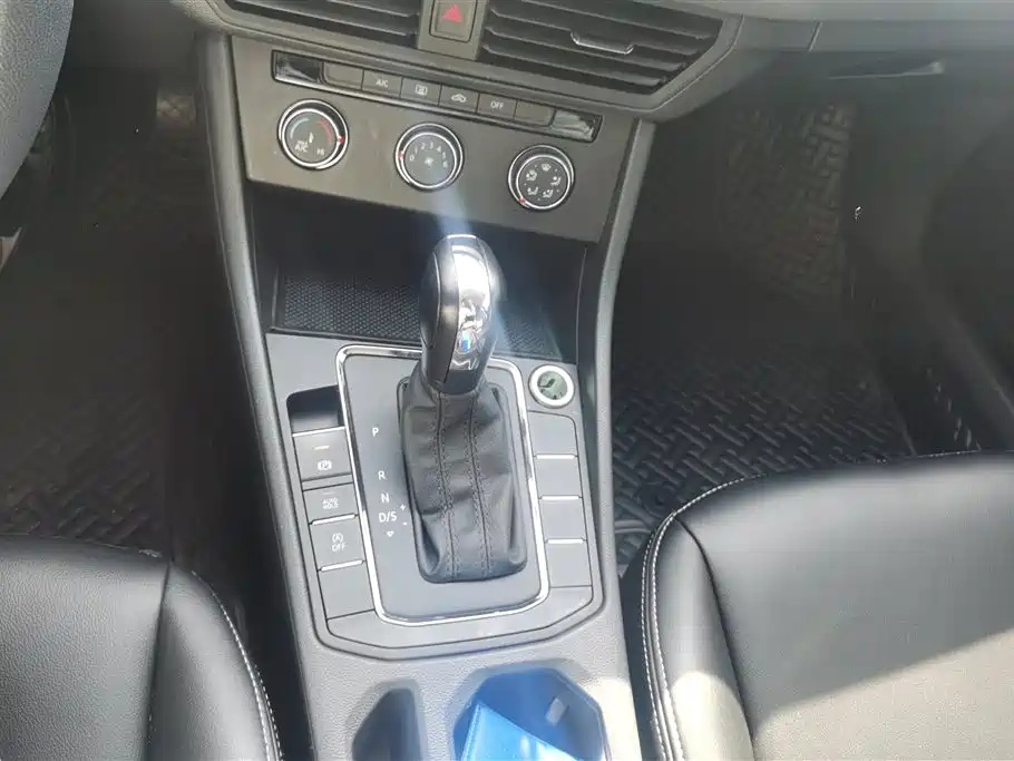 Volkswagen Bora 2021 1.5L Automatic Fashion Smart Edition фото 16
