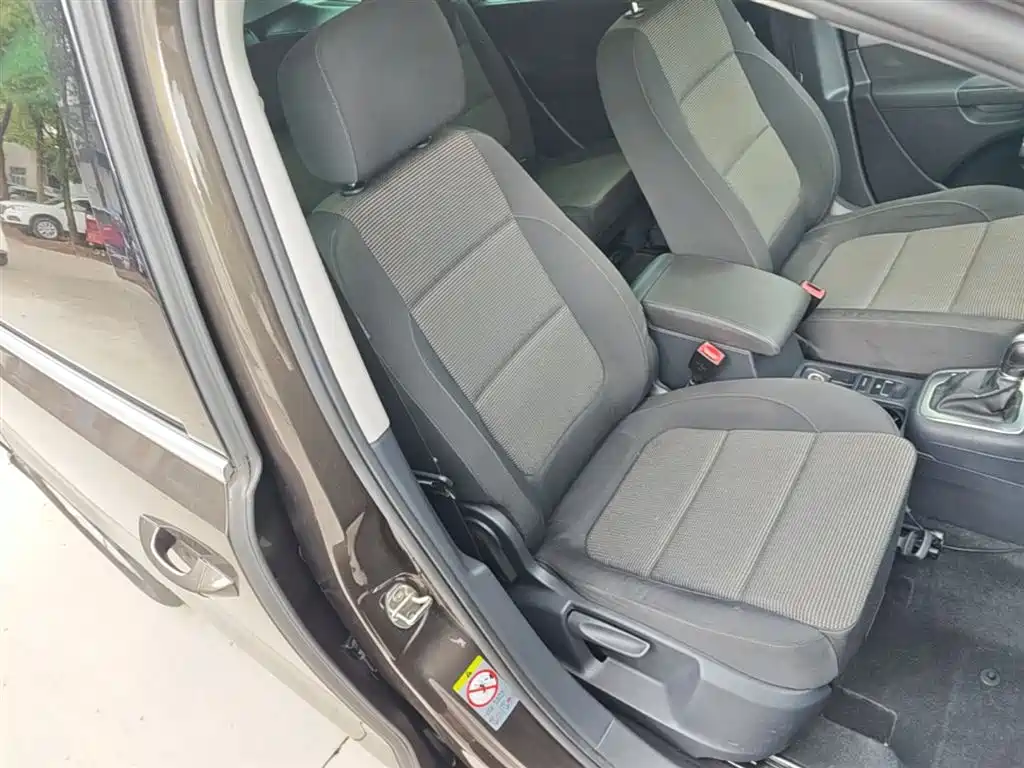 Volkswagen Sharan 2013 1.8TSI Standard фото 24