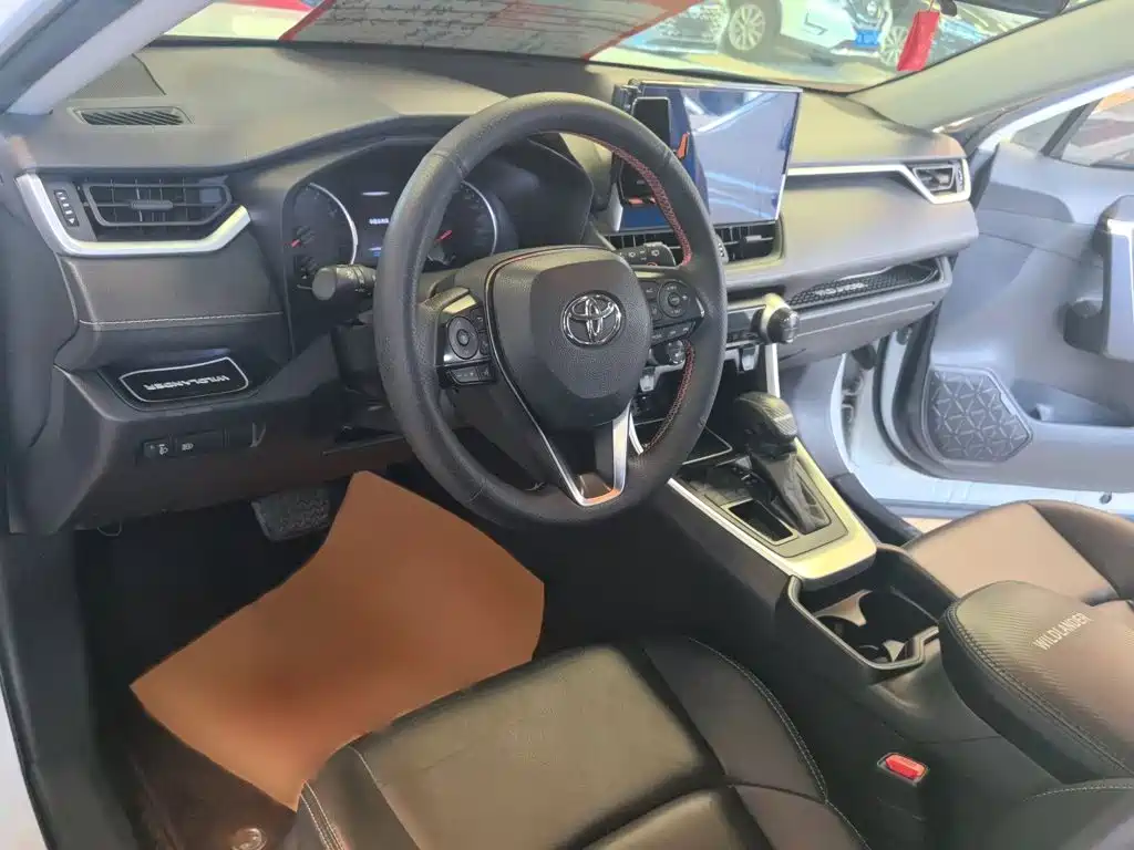 Toyota Wildlander 2020 2020 2.0L CVT 2WD Luxury Edition