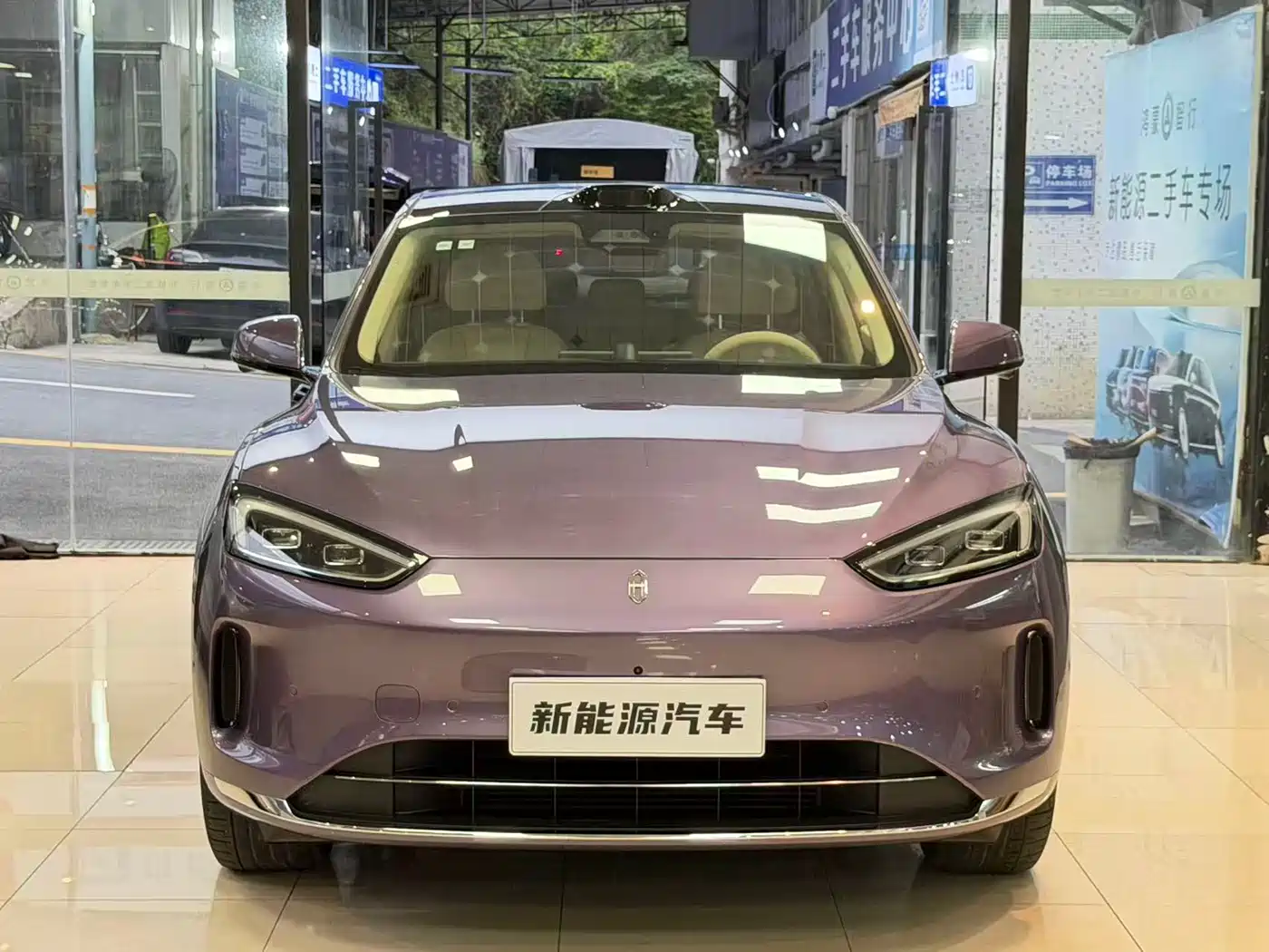 AITO Wenjie AITO M5 2025 Extended Range Ultra AWD фото 2