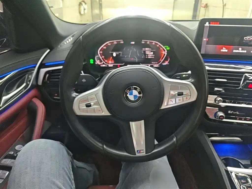 BMW 5 Series 2022 Model Second Facelift 525Li M Sport Package фото 11