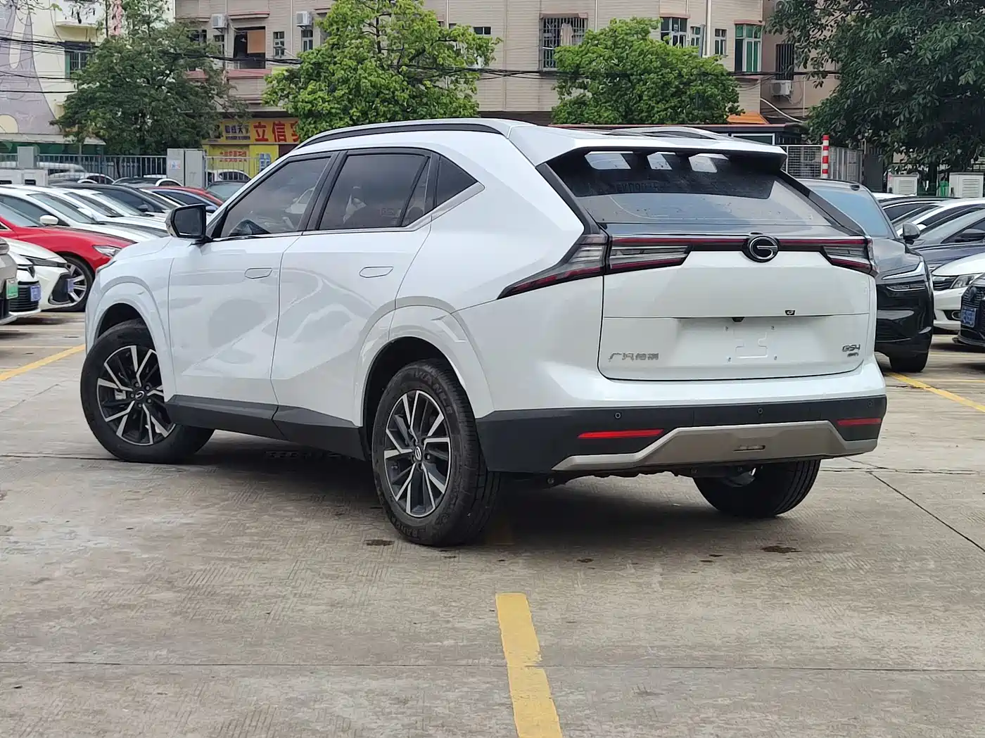 GAC TRUMPCHI GS4