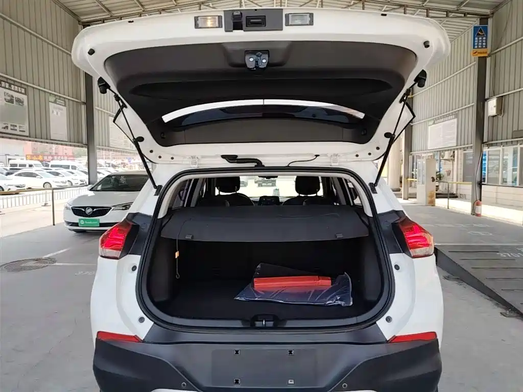 Chevrolet Trax 2019 Redline 335T CVT Extreme Edition (China VI) фото 19