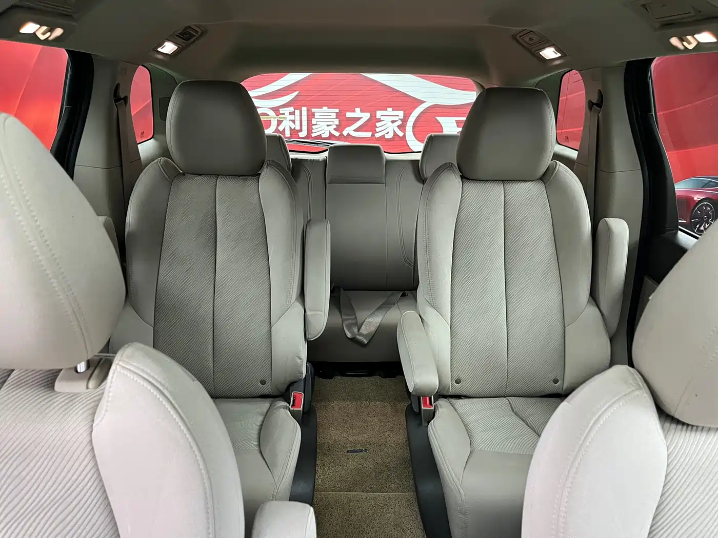Buick GL8 2013 2.4L CT Luxury Business Comfort Edition фото 23