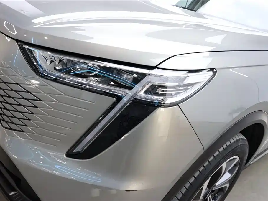 Haval Xiaolong MAX 2023 1.5L Hi4 105 4WD Pilot Edition фото 32