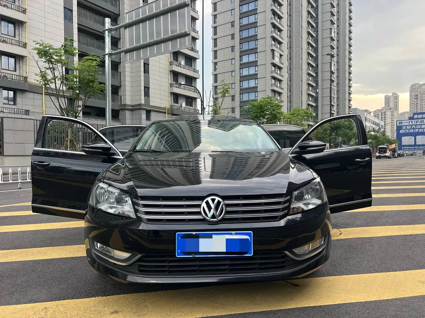 Volkswagen Passat 2013 1.8TSI DSG Zunrong фото 7