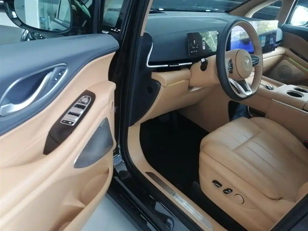 Voyah Auto Voyah Dreamer 2025 PHEV AWD Flagship Kunpeng Edition фото 16