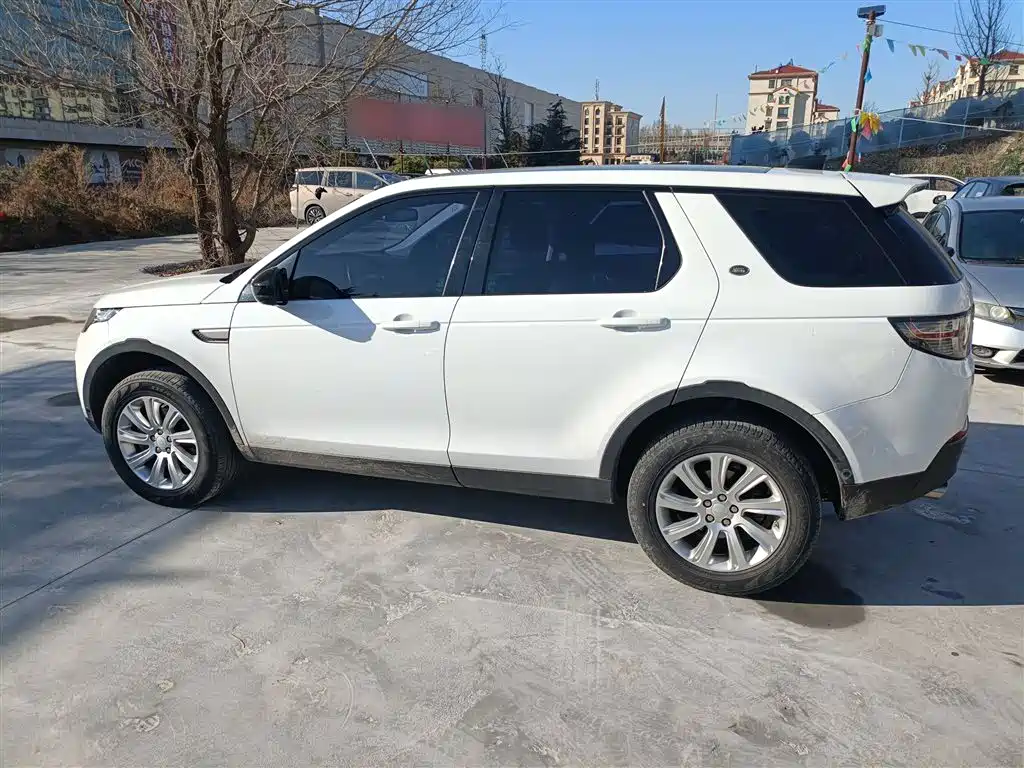 Land Rover Discovery Sport 2019 240PS PURE Edition China VI фото 5
