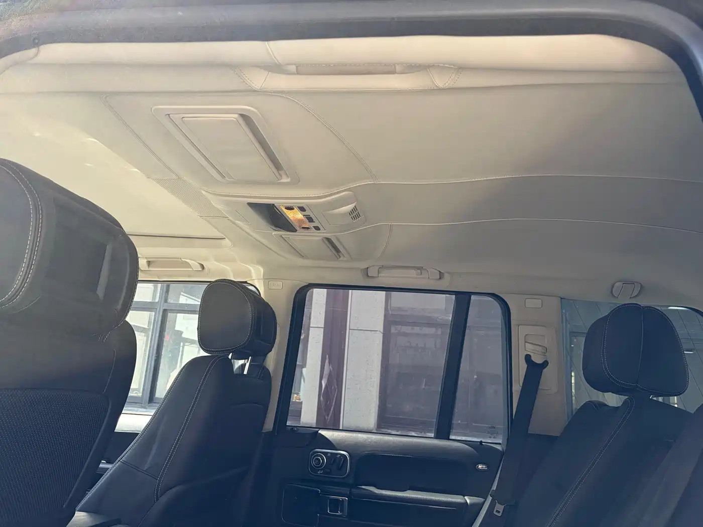 Land Rover Range Rover 2011 5.0 SC V8 Ultimate Edition фото 10