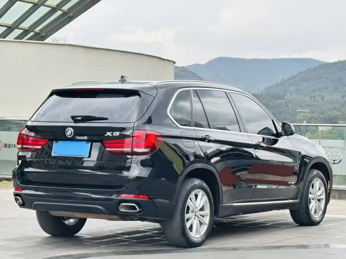 BMW X5 (Import) 2017 xDrive35i Elegance фото 5