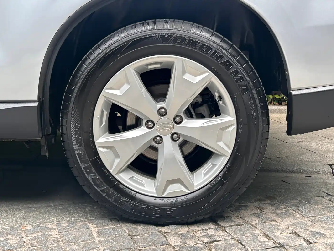 Subaru Forester 2013 2.5i Automatic Luxury Edition фото 11
