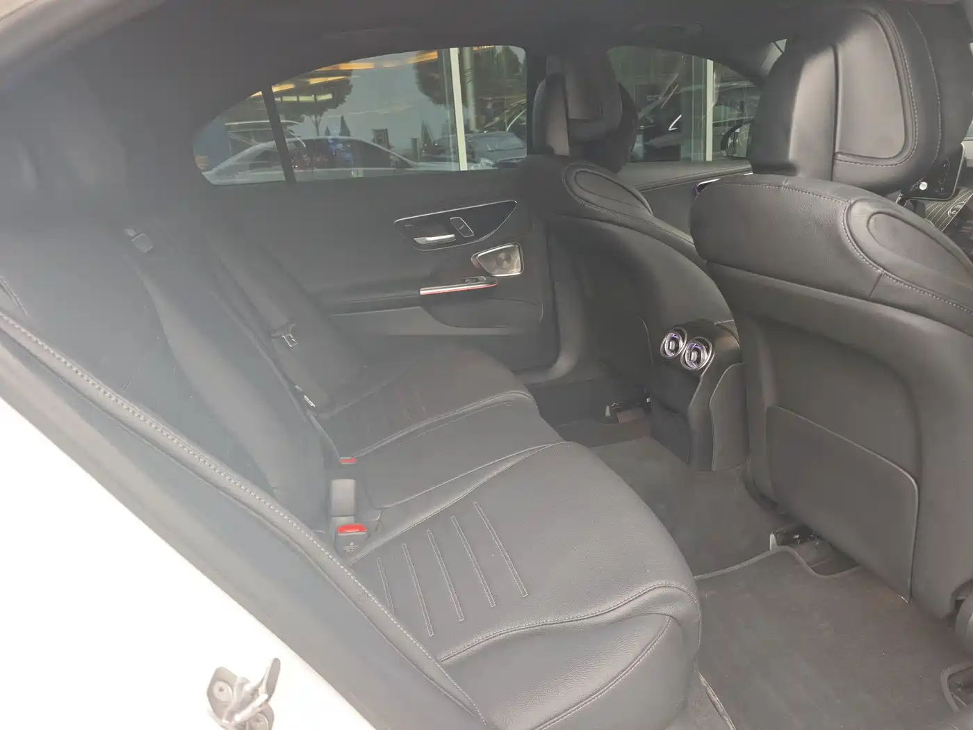 Mercedes-Benz C-Class 2025 C 260 L Night Sport Edition фото 18