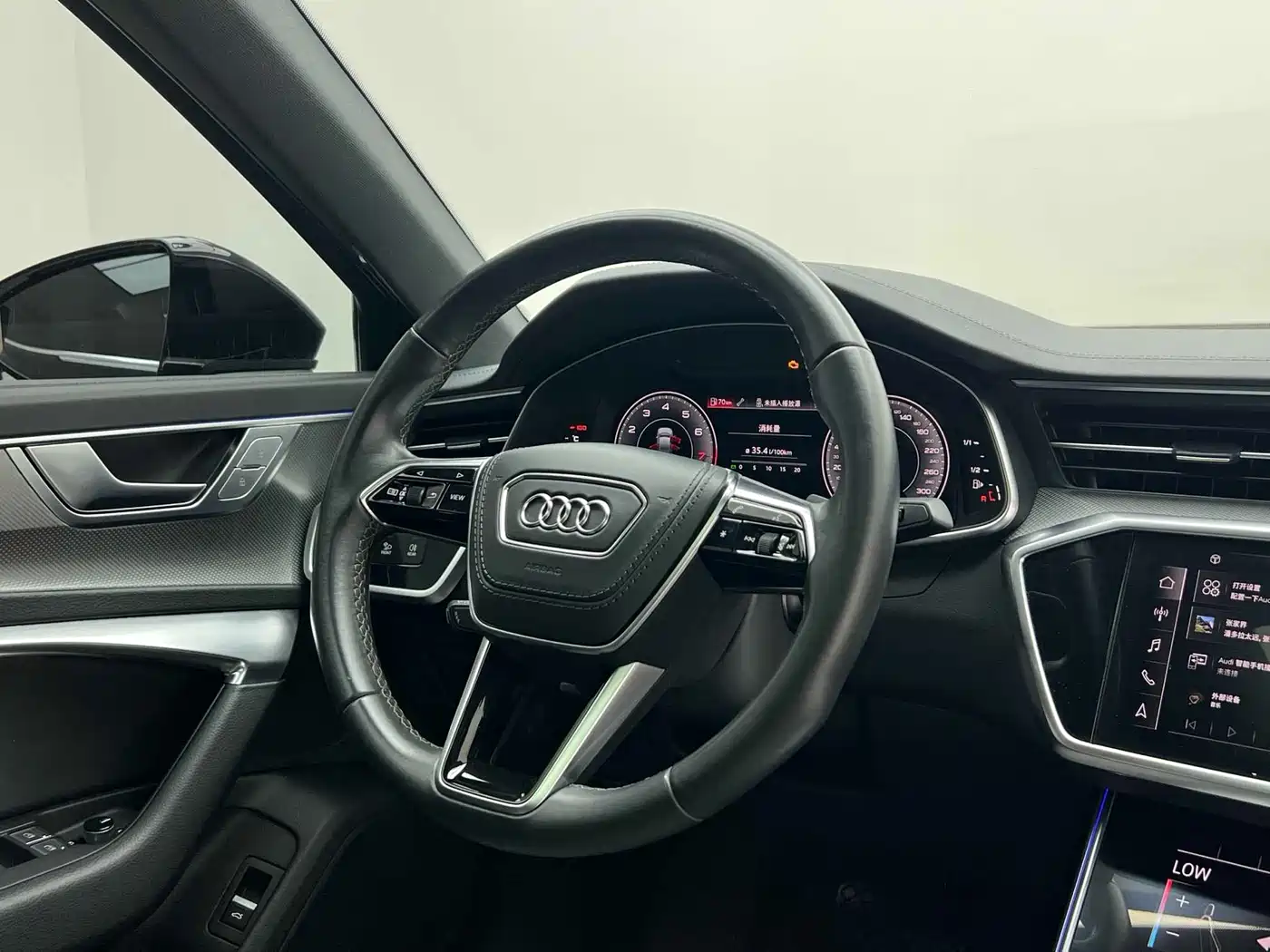 Audi A6L 2023 45 TFSI Premium Selection Dynamic фото 8