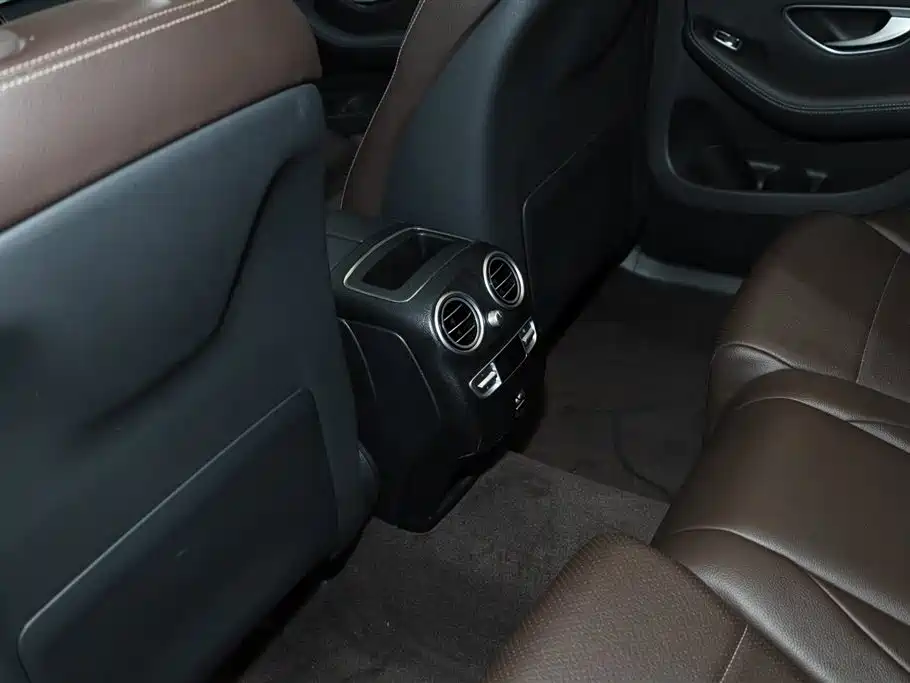 Mercedes-Benz GLC 2021 GLC 260 L 4MATIC Luxury фото 20