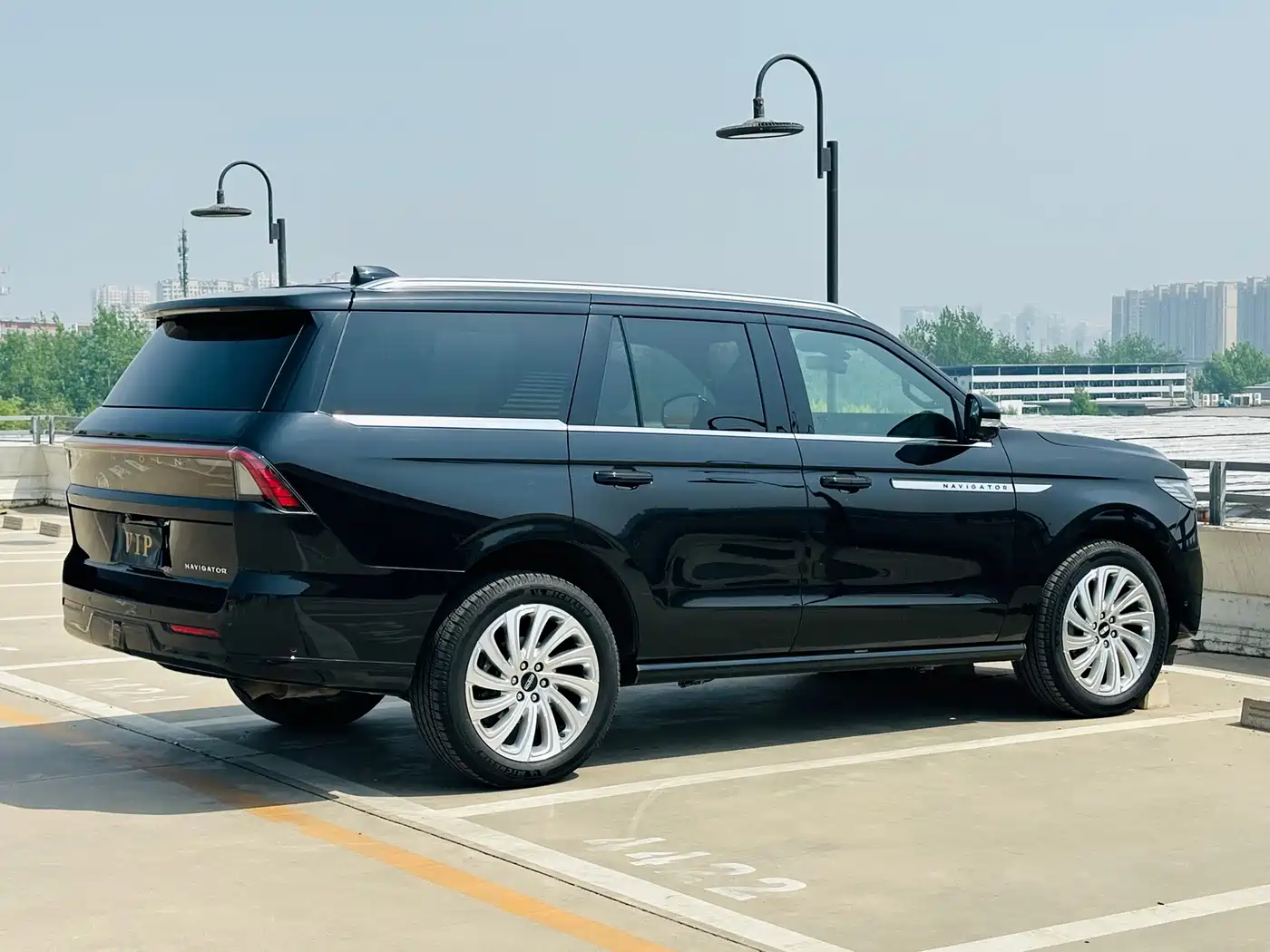 2025 Lincoln Navigator