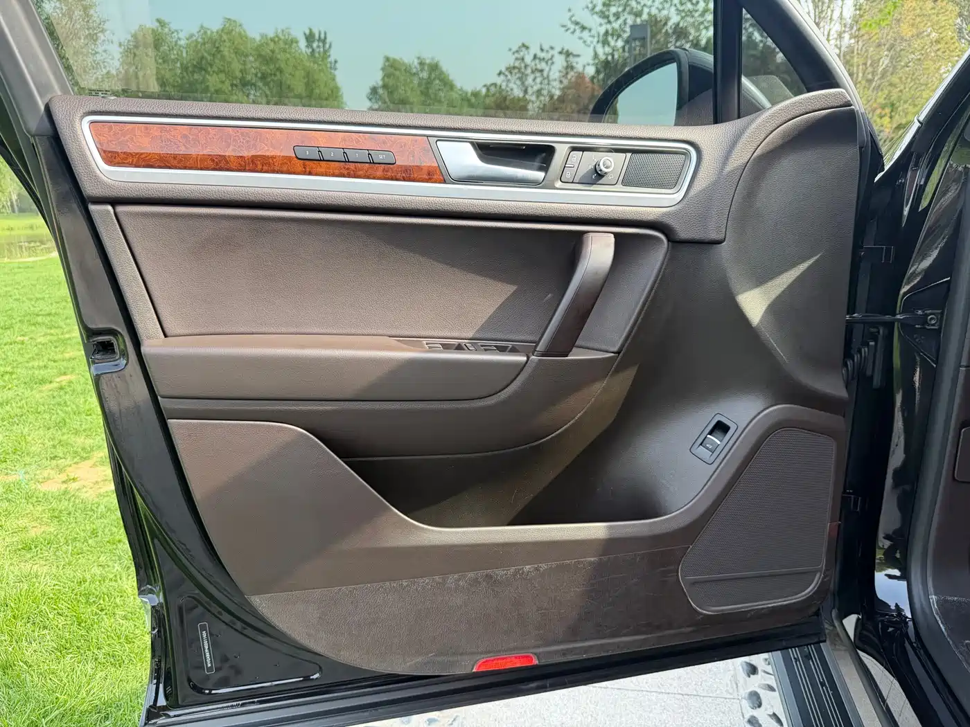 Volkswagen Touareg 2011 3.0TSI Premium фото 5