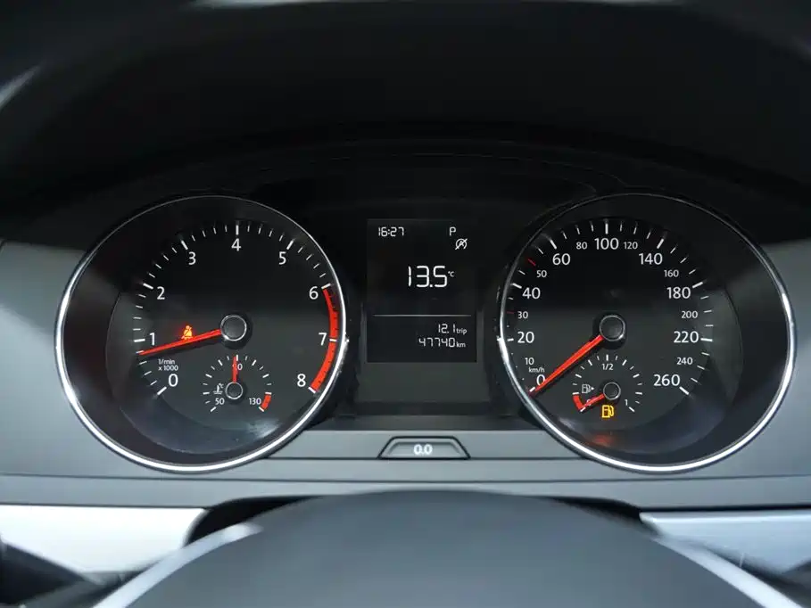 Volkswagen Lamando 2017 230TSI DSG Trend Edition фото 6