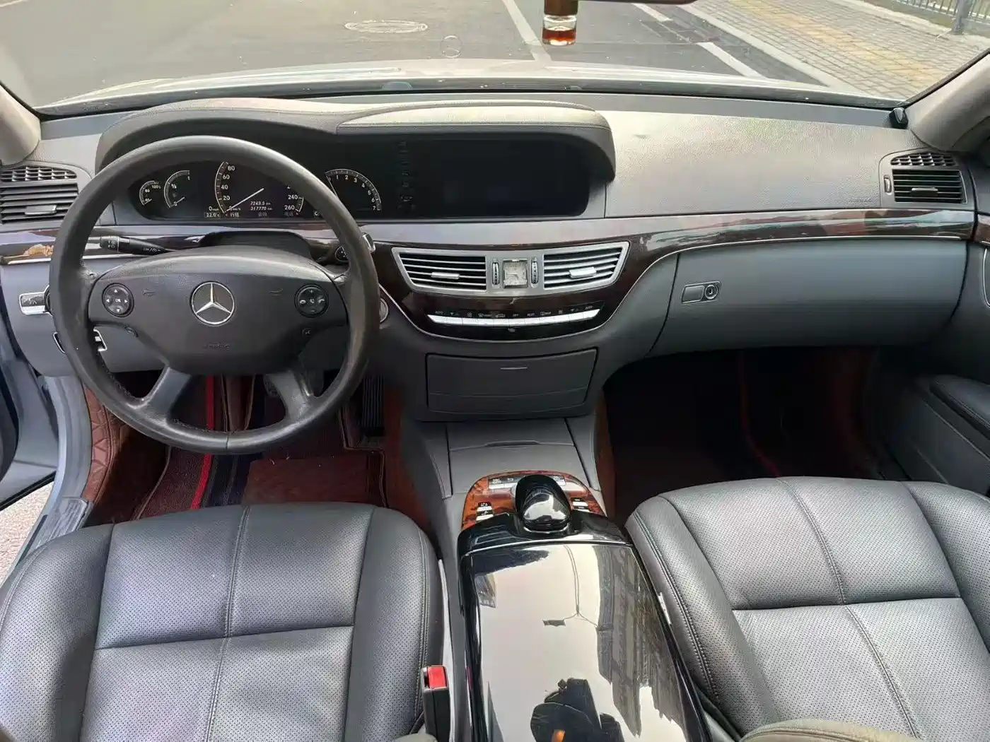 Mercedes-Benz S-Class фото 4