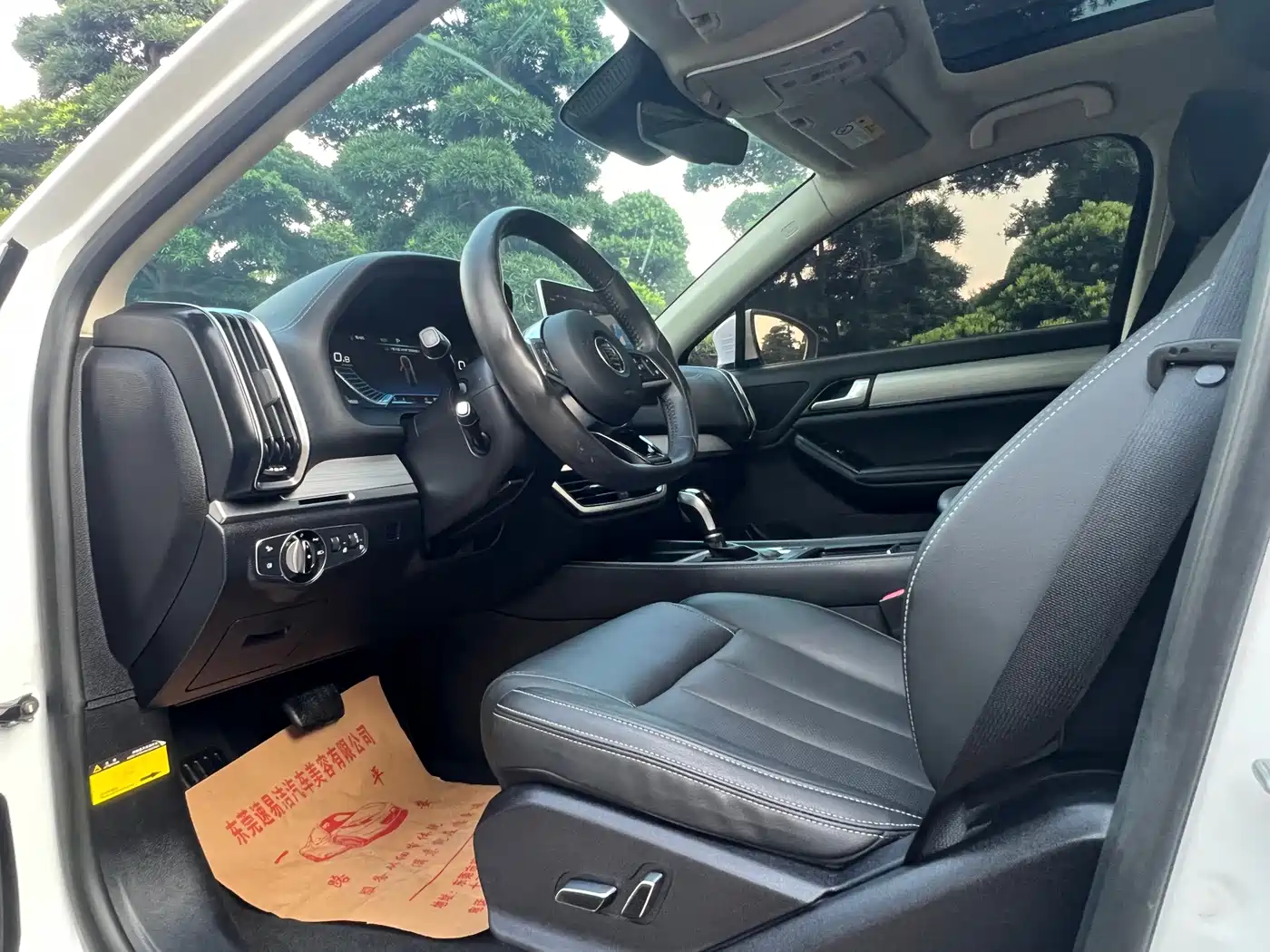 BYD Tang 2019 2018 2.0T Automatic Zhilian Zunrong 5-seater China V