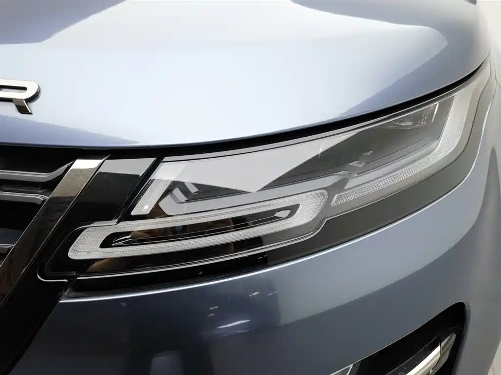 LAND ROVER RANGE ROVER AURORA NEW ENERGY