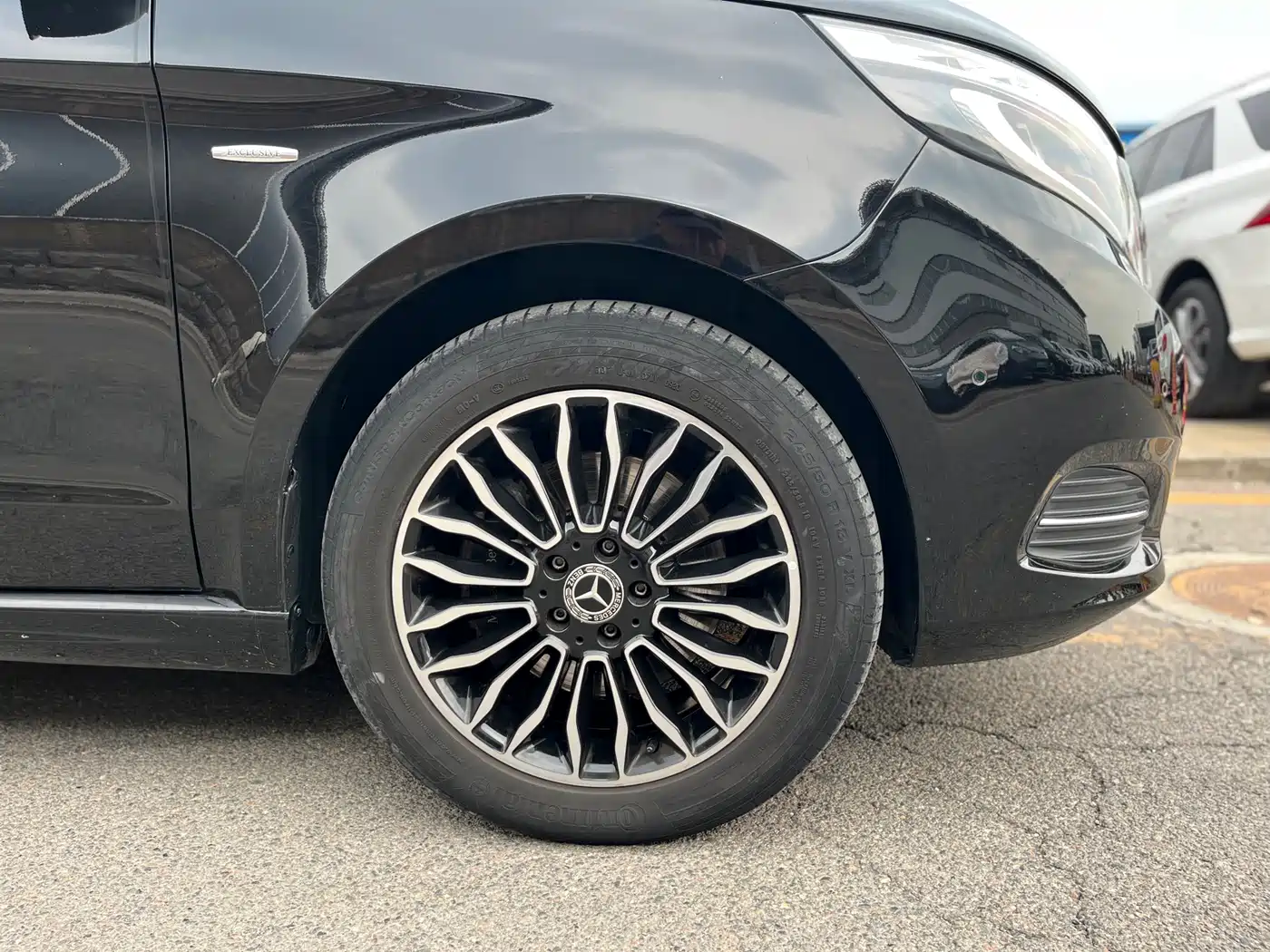 Mercedes-Benz V-Class 2018 V 260 L Premium Long Wheelbase Edition China VI фото 22
