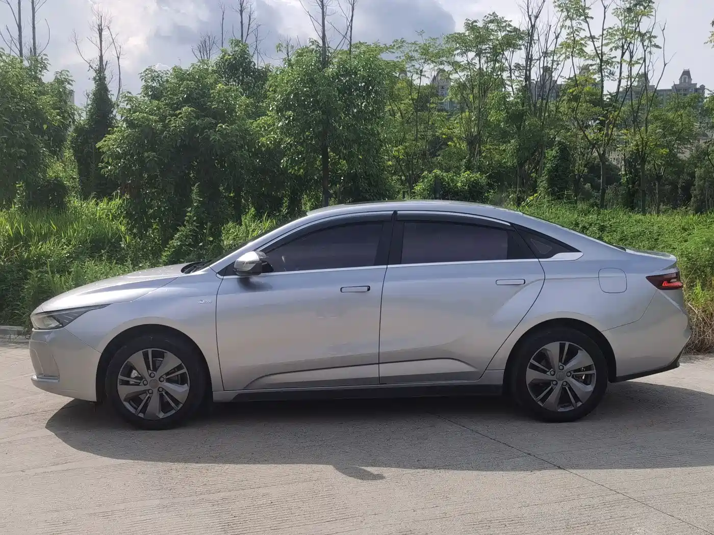 Photo 4 - Geely Geometry A