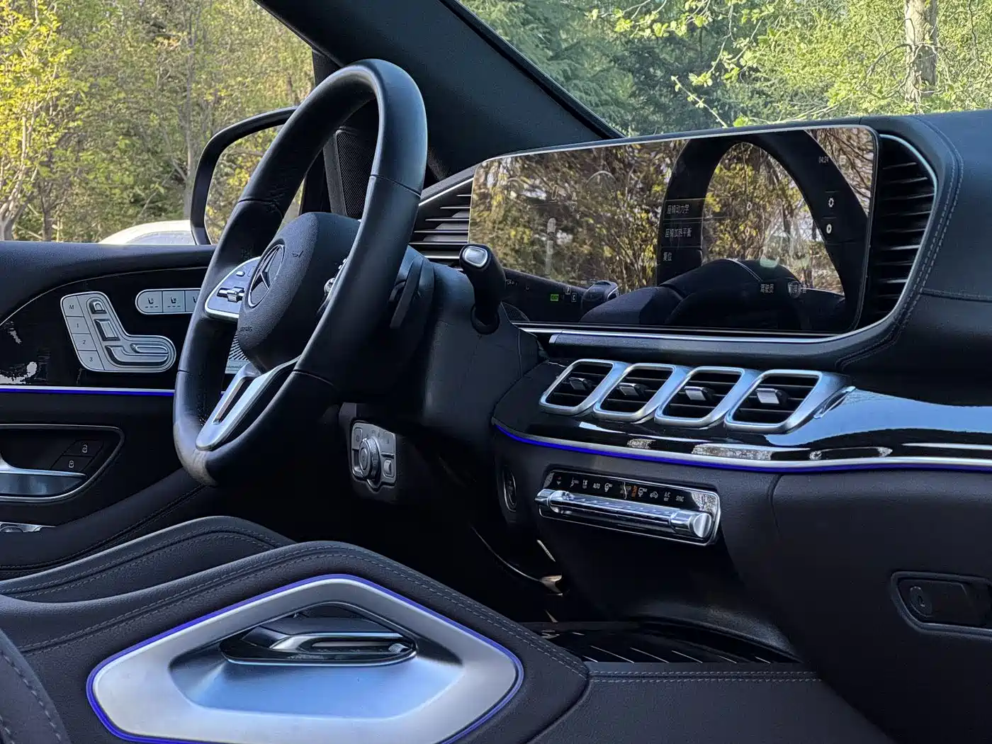 Mercedes-Benz GLS 2023 GLS 450 4MATIC Luxury Edition фото 24
