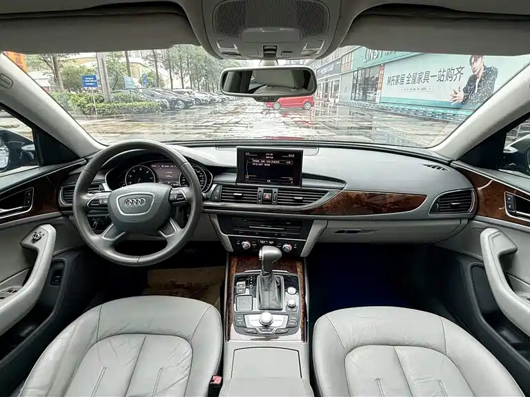 Audi A6L 2014 30 FSI Comfort фото 16