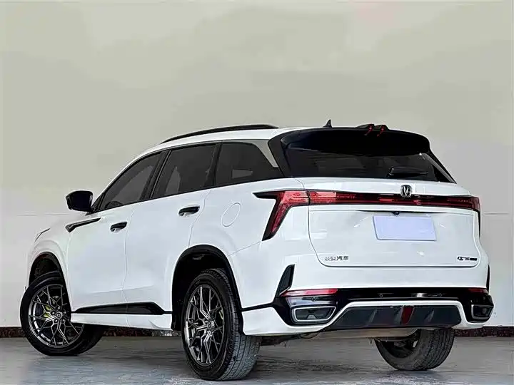Changan CS75 PLUS 2023 3rd Generation 1.5T Automatic Luxury Edition фото 7