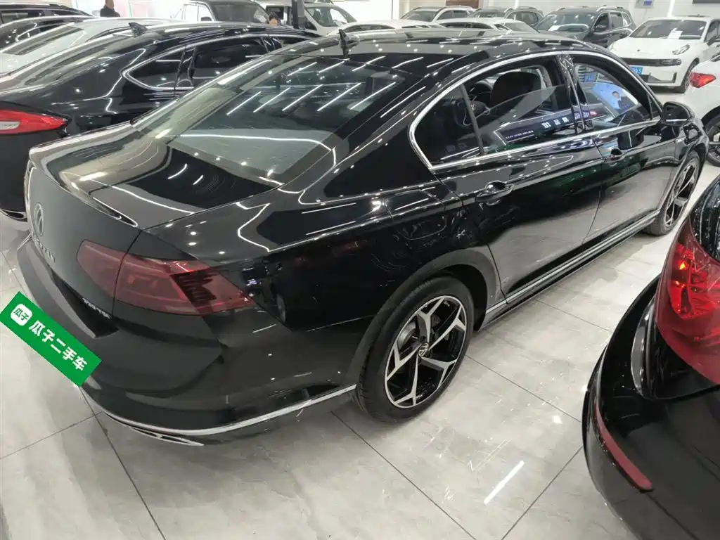 Volkswagen Magotan 2023 Model 2 Million Commemorative Edition 330TSI DSG Luxury фото 23